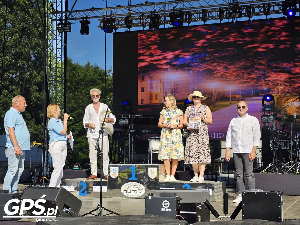 X Rajd Pojazdów Zabytkowych po drogach powiatu średzkiego