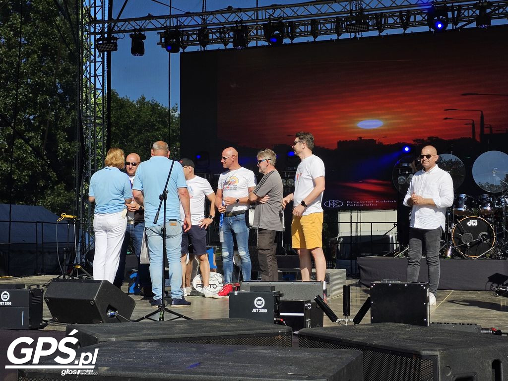 X Rajd Pojazdów Zabytkowych po drogach powiatu średzkiego