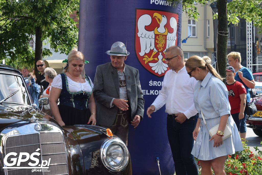 X Rajd Pojazdów Zabytkowych po drogach powiatu średzkiego