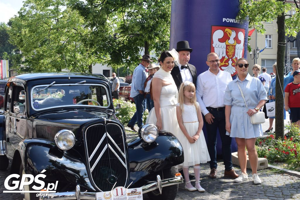 X Rajd Pojazdów Zabytkowych po drogach powiatu średzkiego