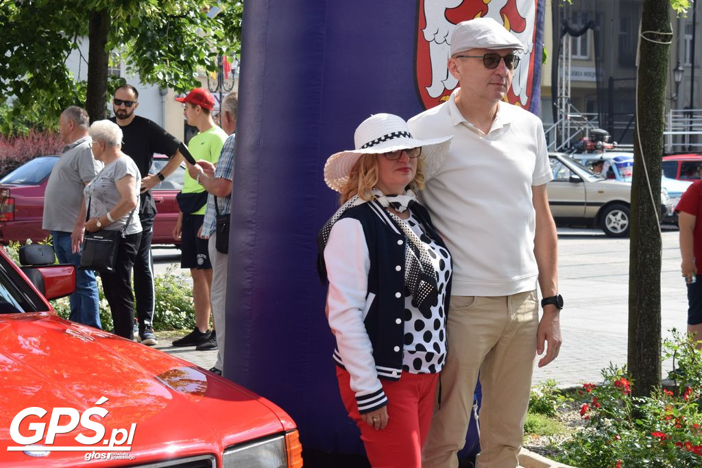 X Rajd Pojazdów Zabytkowych po drogach powiatu średzkiego