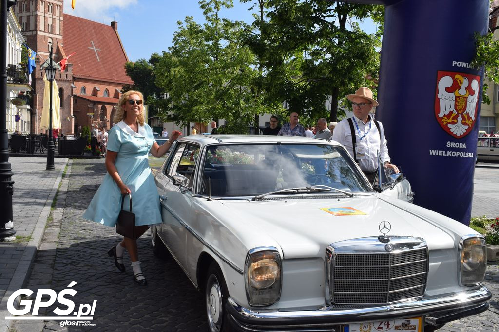 X Rajd Pojazdów Zabytkowych po drogach powiatu średzkiego