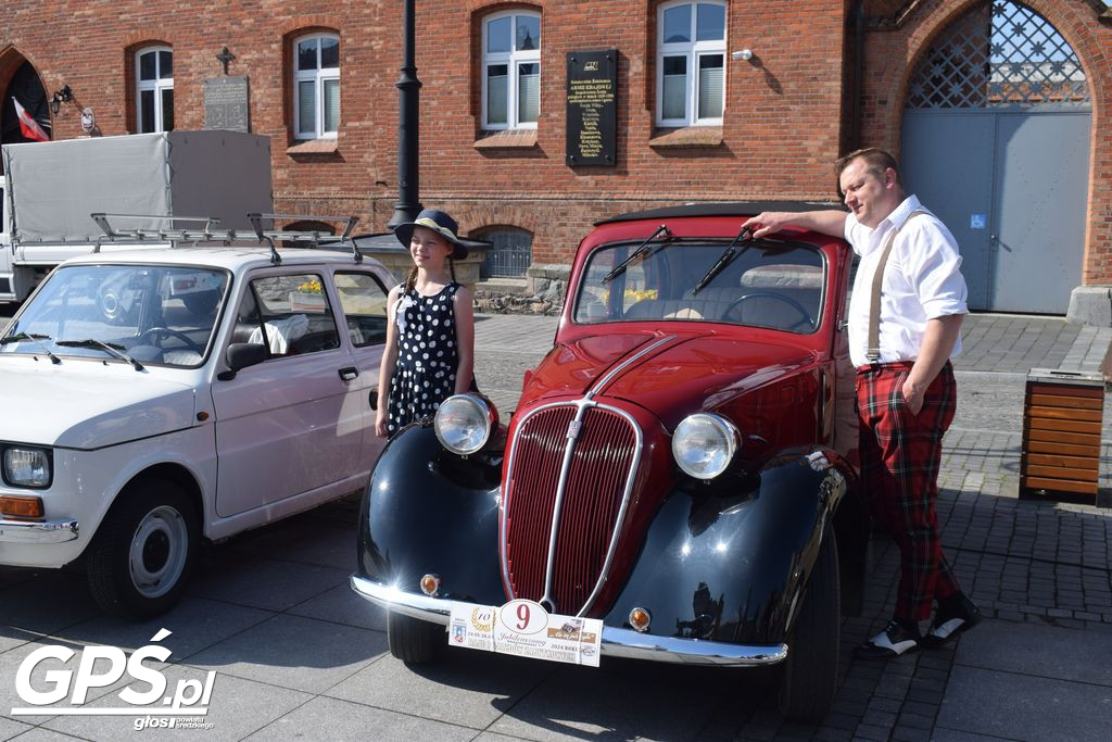 X Rajd Pojazdów Zabytkowych po drogach powiatu średzkiego