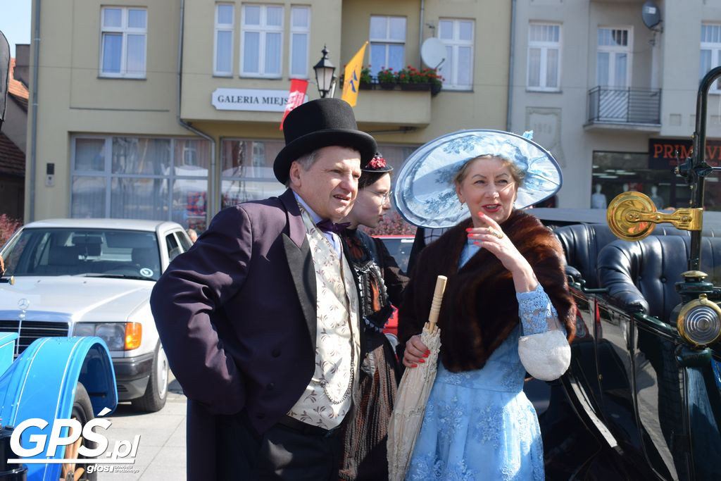 X Rajd Pojazdów Zabytkowych po drogach powiatu średzkiego
