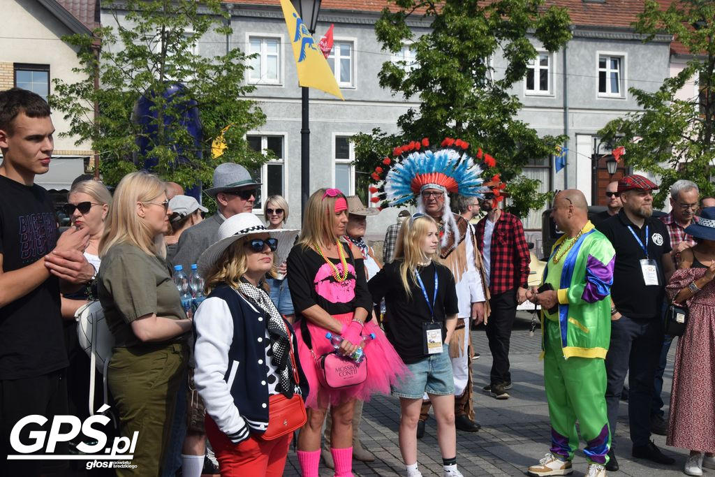 X Rajd Pojazdów Zabytkowych po drogach powiatu średzkiego