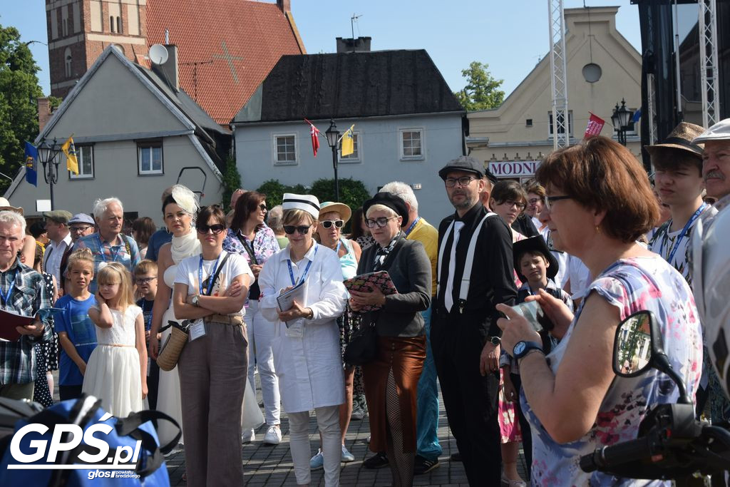 X Rajd Pojazdów Zabytkowych po drogach powiatu średzkiego