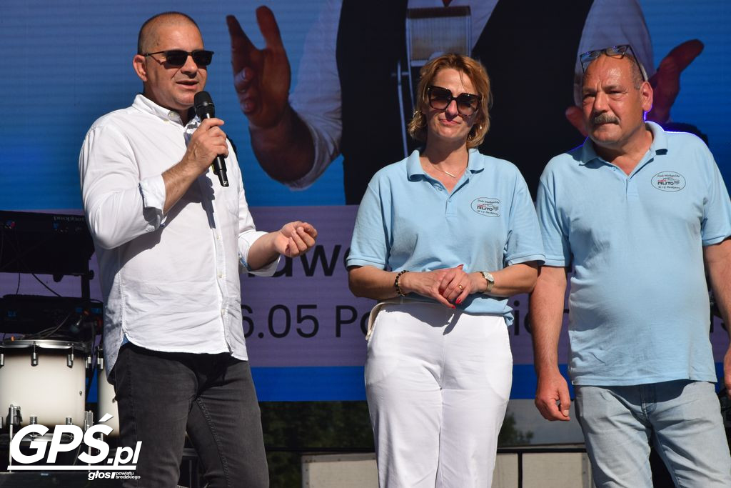 X Rajd Pojazdów Zabytkowych po drogach powiatu średzkiego