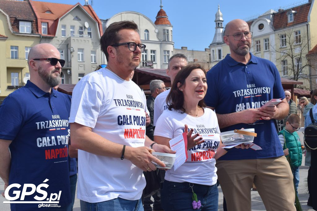 Wizyta komitetu wsparcia Rafała Trzaskowskiego w Środzie