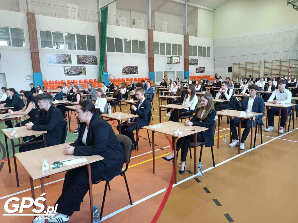 Egzaminy maturalne (dzień 1)