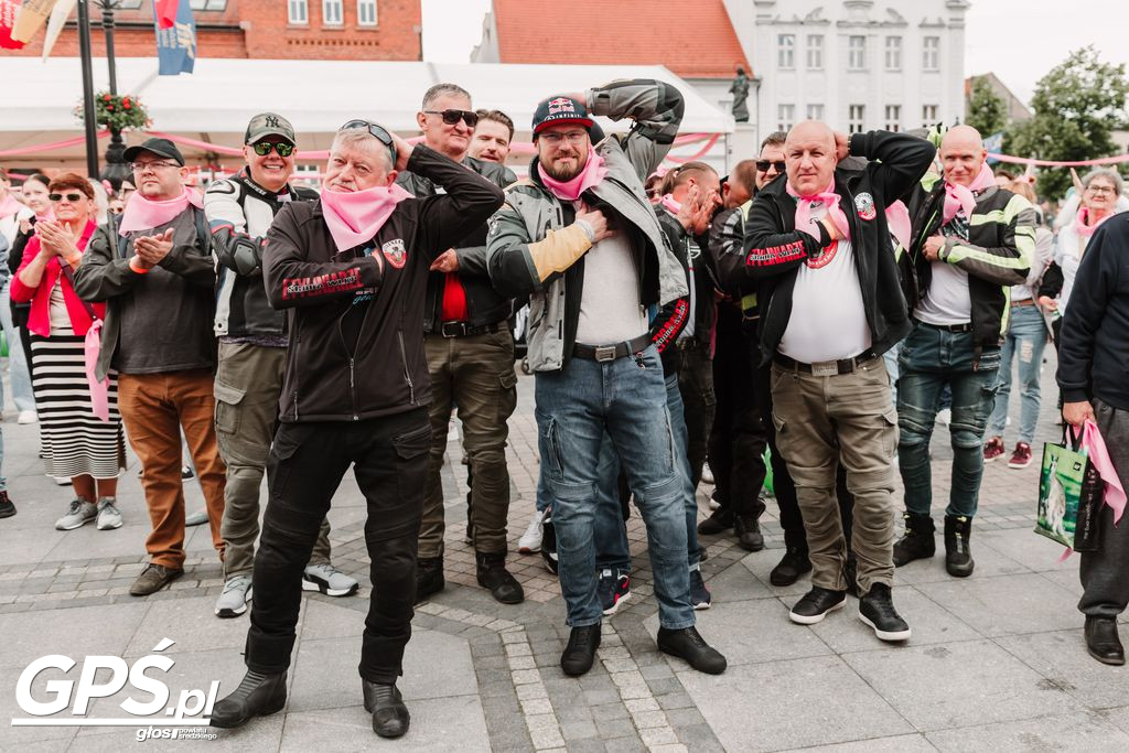 W Środzie ustanowiono rekord Polski w samobadaniu piersi