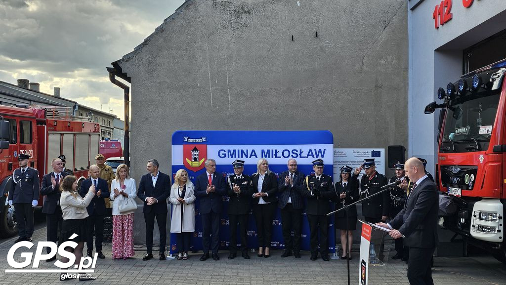 Przekazanie wozów dla OSP Miłosław i OSP Mikuszewo