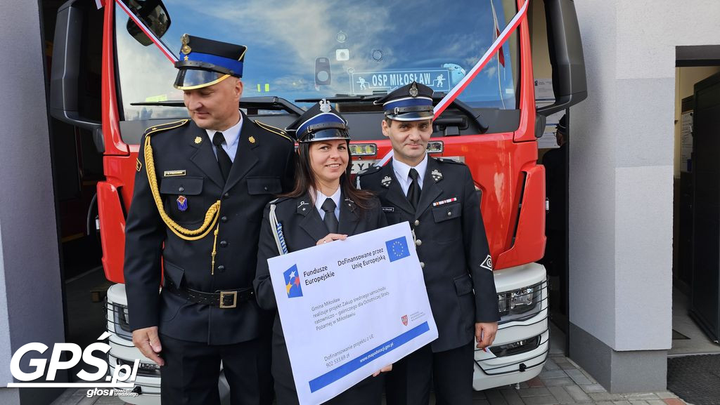 Przekazanie wozów dla OSP Miłosław i OSP Mikuszewo