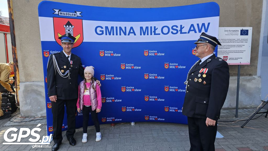 Przekazanie wozów dla OSP Miłosław i OSP Mikuszewo