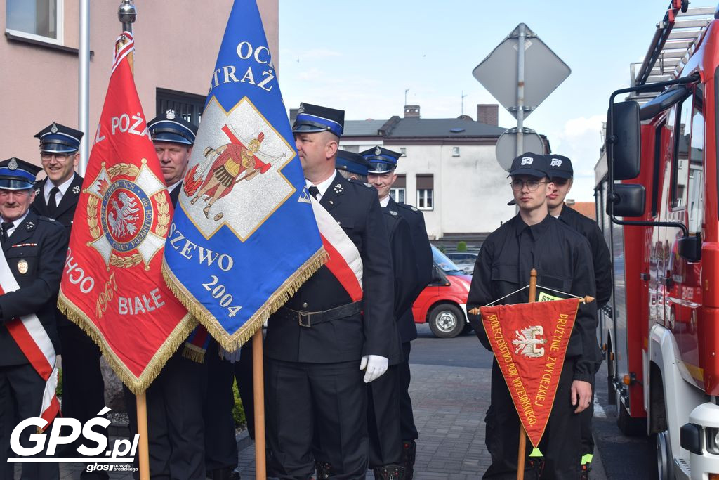 Przekazanie wozów dla OSP Miłosław i OSP Mikuszewo