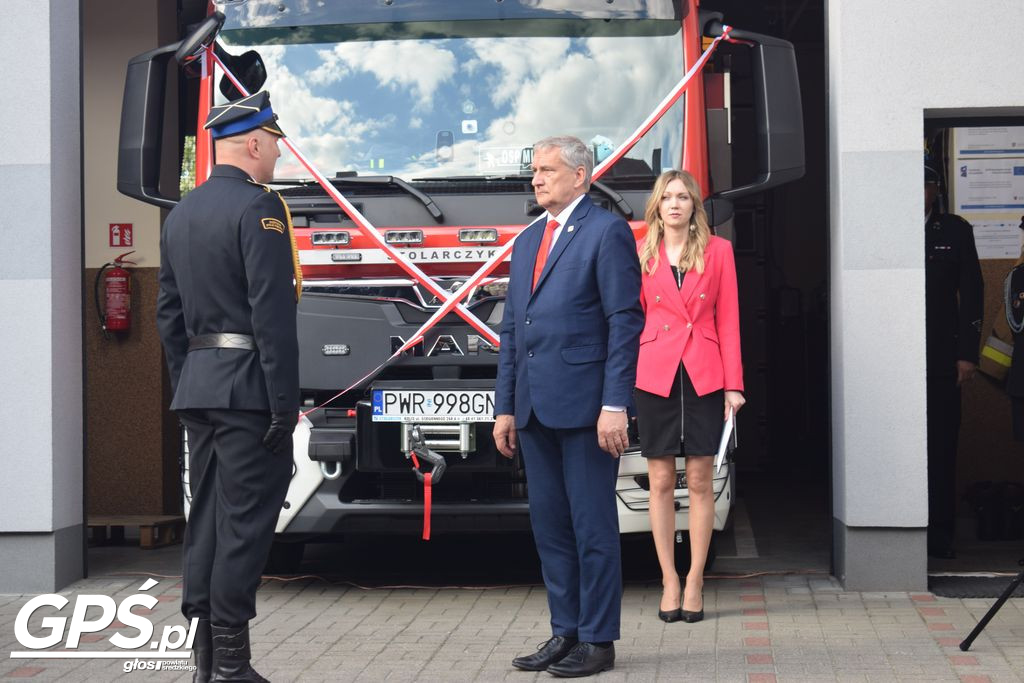 Przekazanie wozów dla OSP Miłosław i OSP Mikuszewo