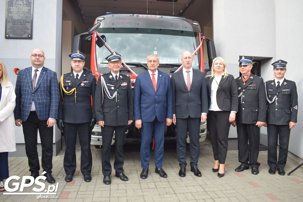 Przekazanie wozów dla OSP Miłosław i OSP Mikuszewo