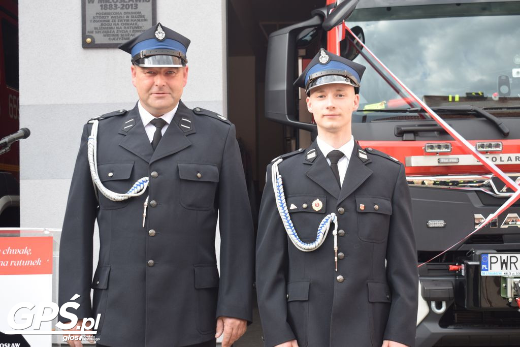 Przekazanie wozów dla OSP Miłosław i OSP Mikuszewo