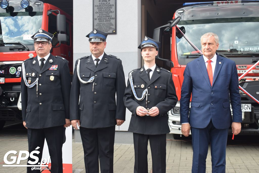 Przekazanie wozów dla OSP Miłosław i OSP Mikuszewo