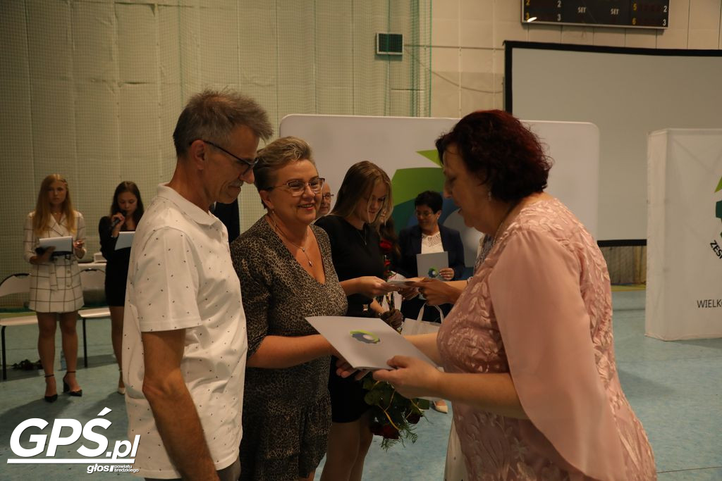 Stypendia dla najzdolniejszych uczniów Zespołu Szkół Rolniczych w Środzie