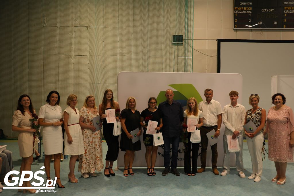 Stypendia dla najzdolniejszych uczniów Zespołu Szkół Rolniczych w Środzie