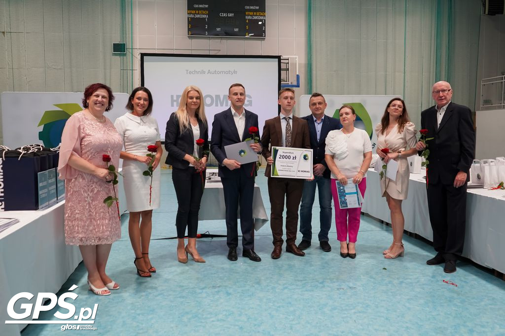 Stypendia dla najzdolniejszych uczniów Zespołu Szkół Rolniczych w Środzie