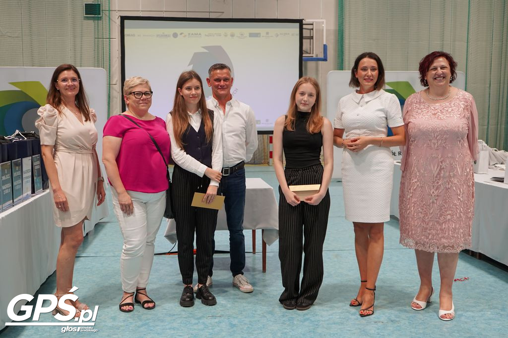 Stypendia dla najzdolniejszych uczniów Zespołu Szkół Rolniczych w Środzie