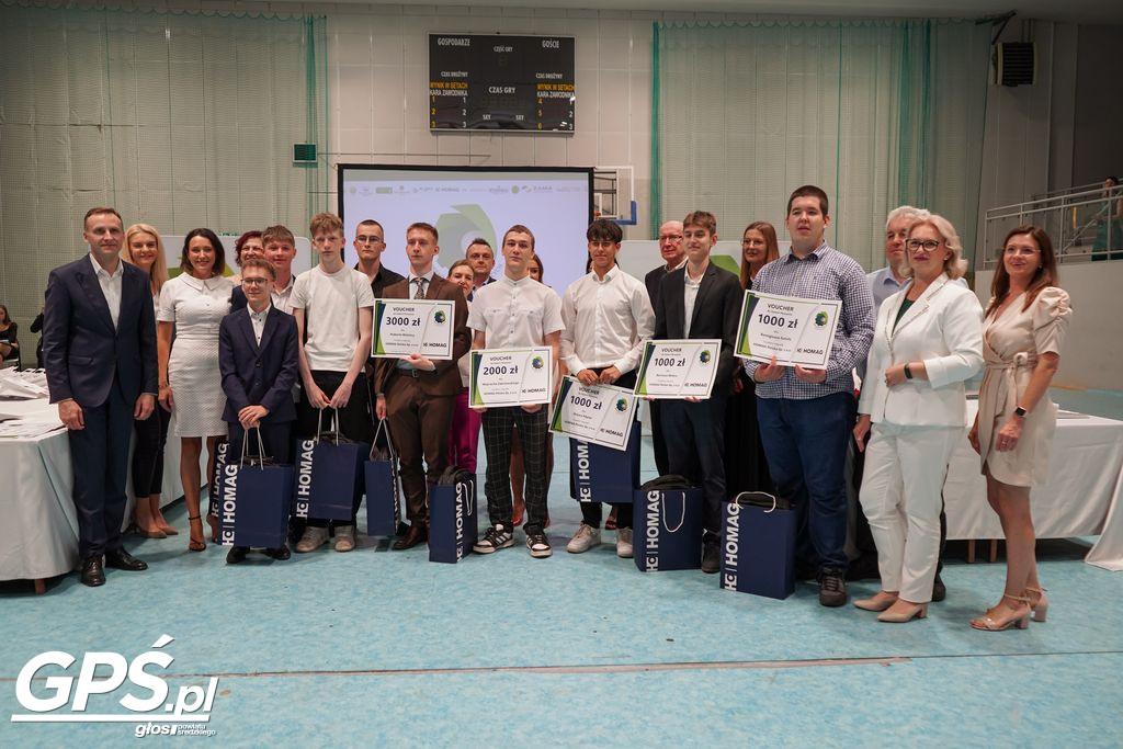 Stypendia dla najzdolniejszych uczniów Zespołu Szkół Rolniczych w Środzie