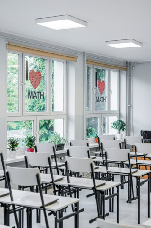 Nowe oświetlenie w średzkich szkołach