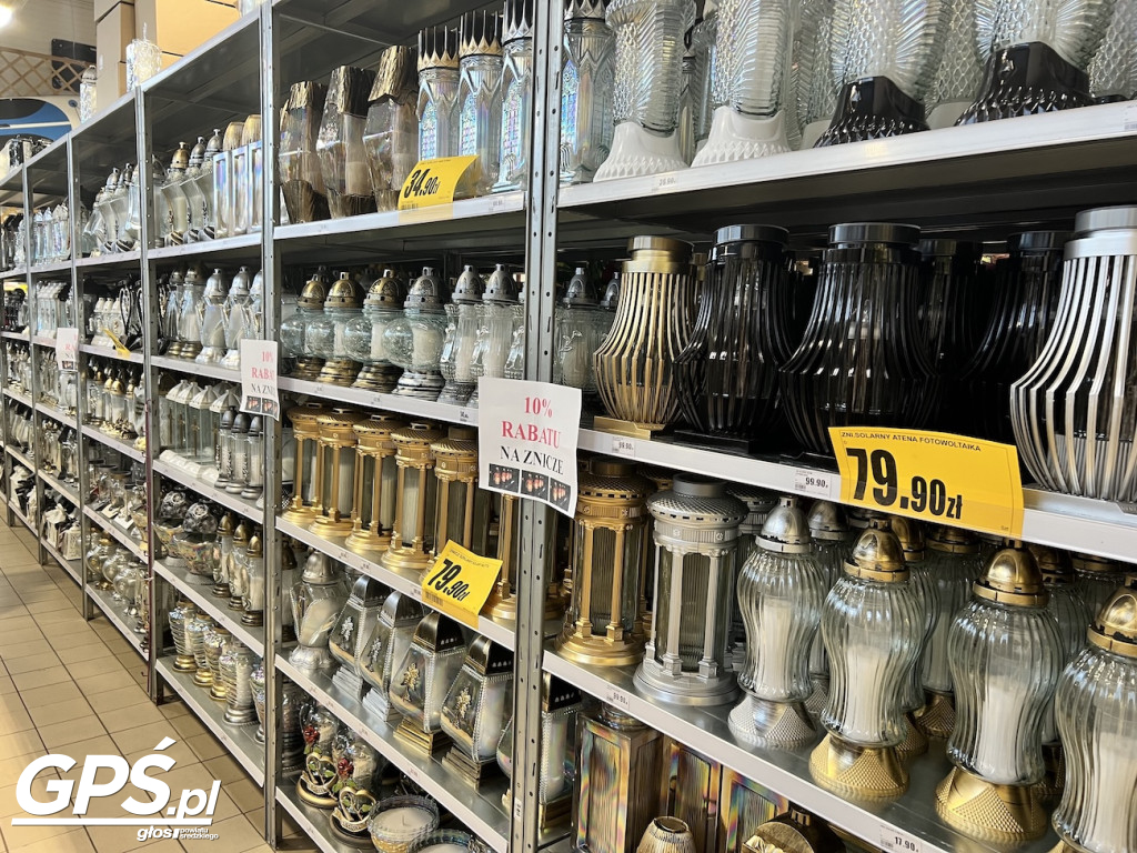 Środa Wlkp: W Bricomarché zrobisz zakupy na 1 listopada