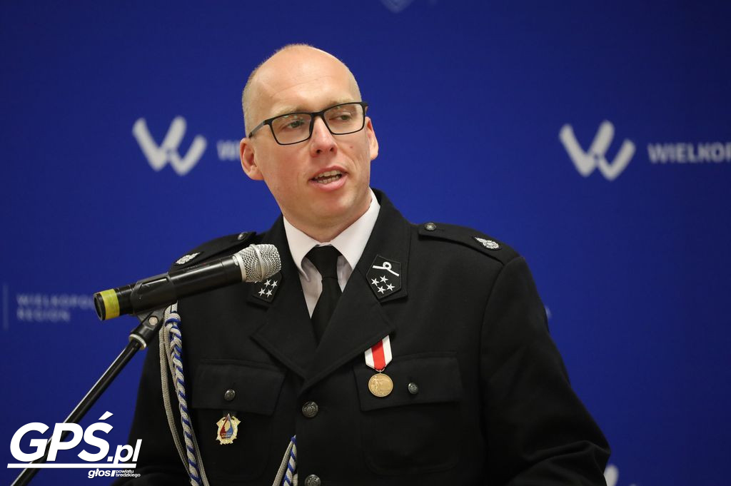 Przekazanie wozu OSP Mikuszewo dla mołdawskiej gminy Sireți