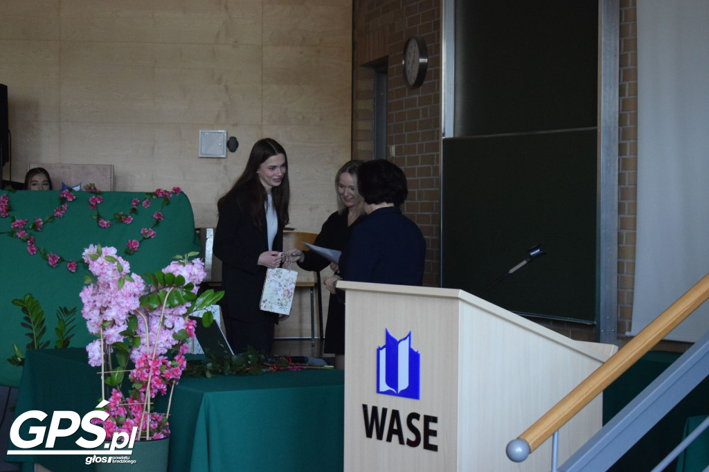 Pożegnanie uczniów klas maturalnych w ZSA