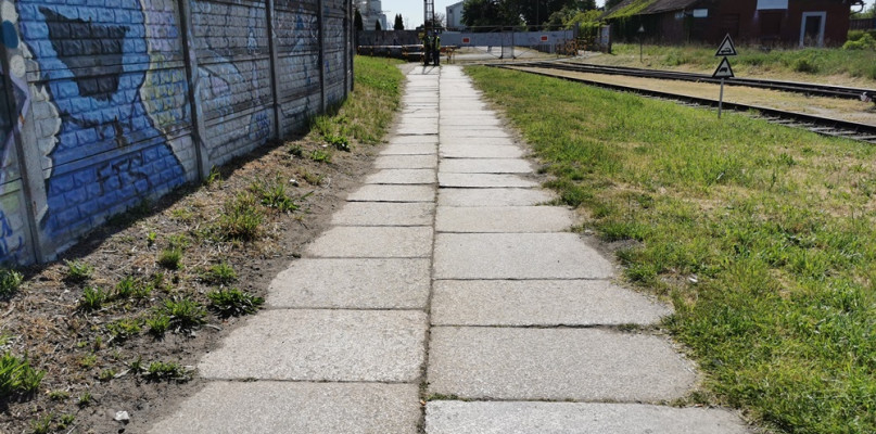  Betonowe płyty w rejonie PKP znikną! Fot. JJ