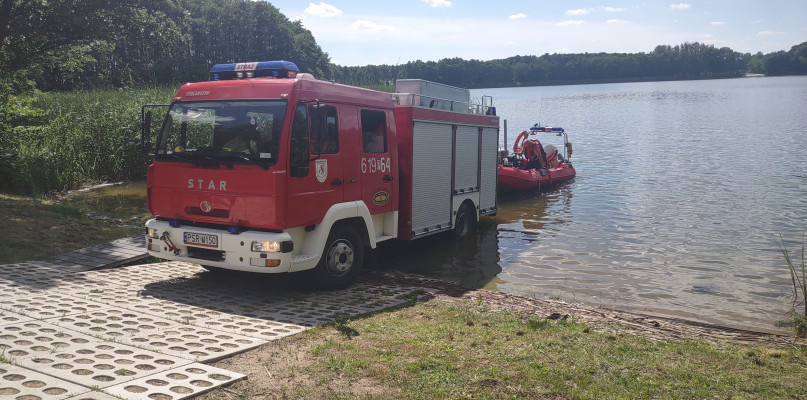 W akcji brały udział dwie łodzie ratunkowe Fot. JM