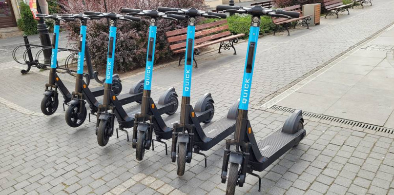 Elektryczne hulajnogi na minuty