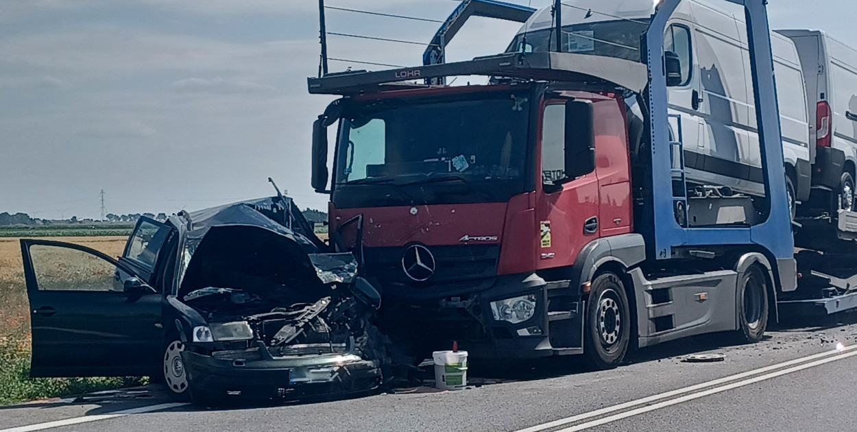 Wypadek na DK11 (Koszuty Huby, Środa) - 3 poszkodowanych