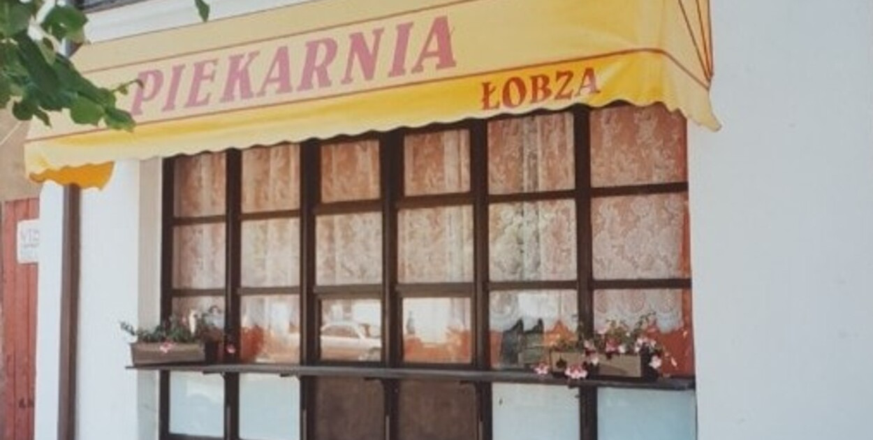 Archiwalne zdjęcie piekarni w Zaniemyślu Fot. Piekarnia-Cukiernia Łobza