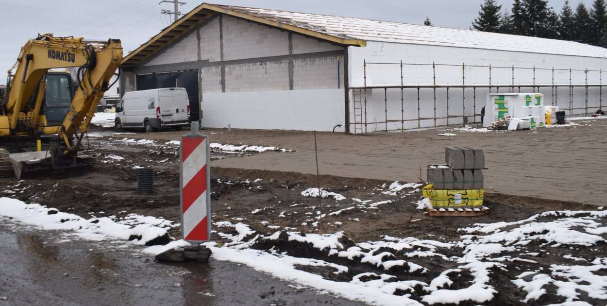Coraz bliżej do zakończenia budowy nowego marketu