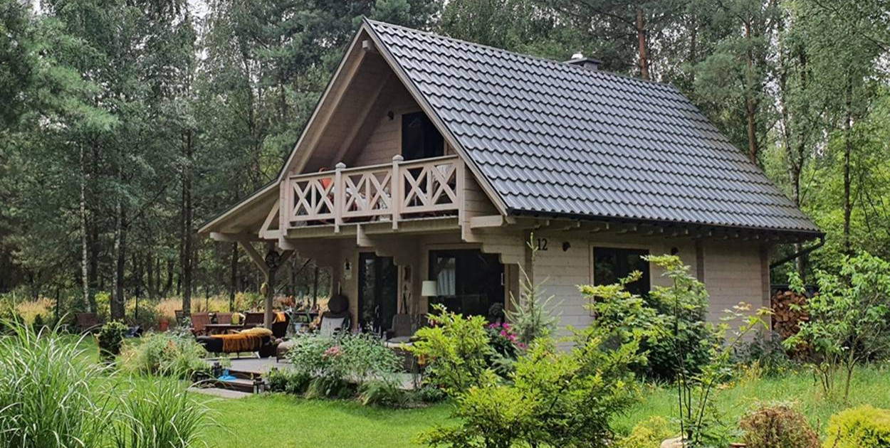 Mieszkalny drewniany dom na lata – sezonowe, lub całoroczne
