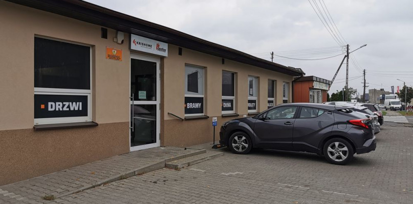 Nowy salon oferujący okna, rolety, drzwi i bramy firmy Krispol przy ulicy Wrzesińskiej 26 (tel. 570 720 071)
