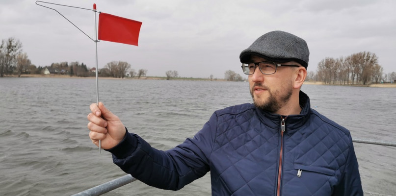 - Dokąd zmierza to jezioro? - pyta Patryk Różański Fot. JJ