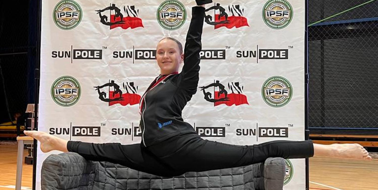 Dagmara Grześkowiak ćwicząca w Dance-art coraz trzeci wywalczyła tytuł Mistrza Polski Pole Sport IPSF w kategorii elitę novice