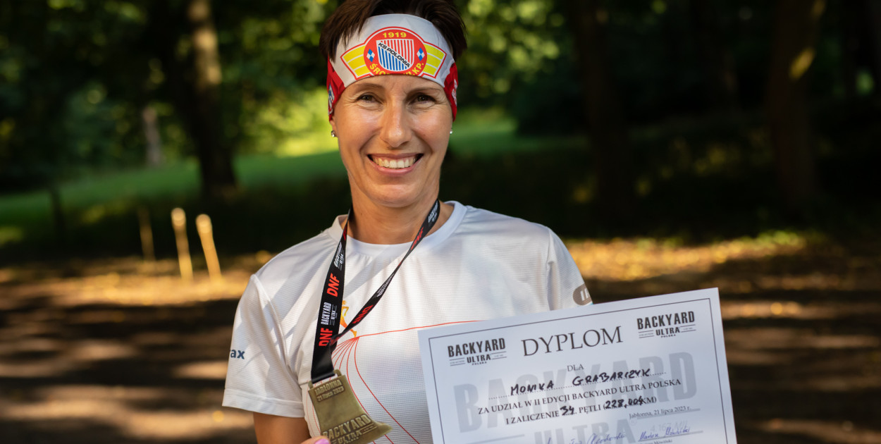 Monika Grabarczyk (Polonia Środa) na mecie Backyard Ultra Jabłonna Fot. Patrzę Kadrami/Aneta Mikulska