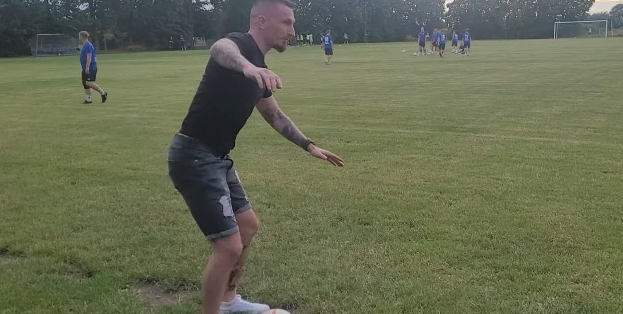 Szymon Isamu Kasprzyk podczas jednego z treningów Pompa Team Jarosławiec