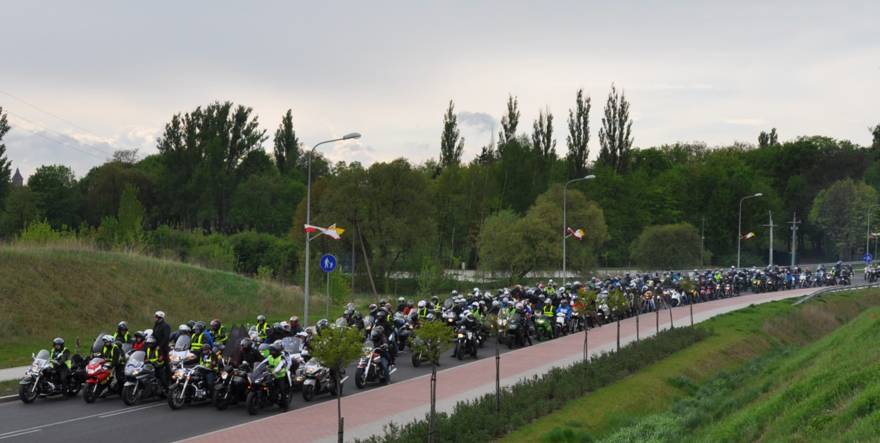 Rozpoczęcie sezonu motocyklowego w Środzie. Fot. archiwum GPŚ - rok 2014.