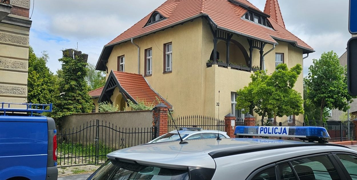 Dom przy ulicy Dąbrowskiego w Środzie, w którym doszło do zbrodni