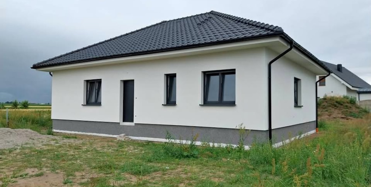 Zamieszkaj w spokojnej okolicy na nowym osiedlu domów jednorodzinnych!