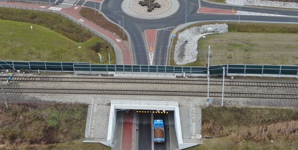 Jeden tunel pod torowiskiem już jest Fot. Urząd Gminy Kostrzyn