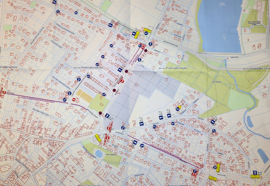 Tymczasowa zmiana organizacji ruchu w Środzie w dniu 1 XI. Mapka: KPP w Środzie Wlkp.