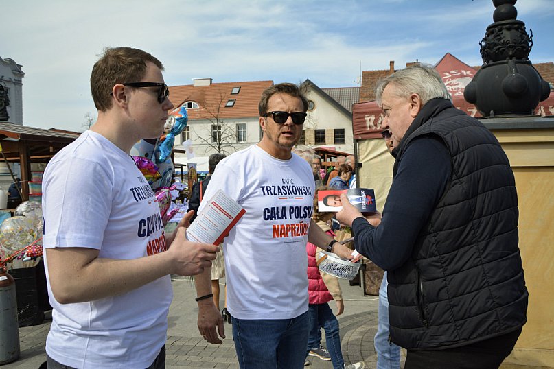 Wizyta komitetu wsparcia Rafała Trzaskowskiego w Środzie