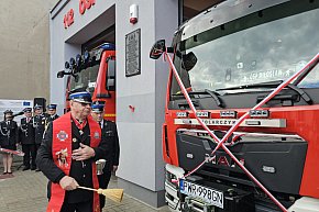 Przekazanie wozów dla OSP Miłosław i OSP Mikuszewo-940
